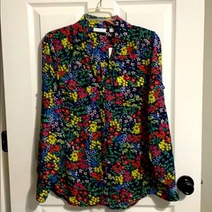 Long sleeve, button up blouse with 2 chest pockets